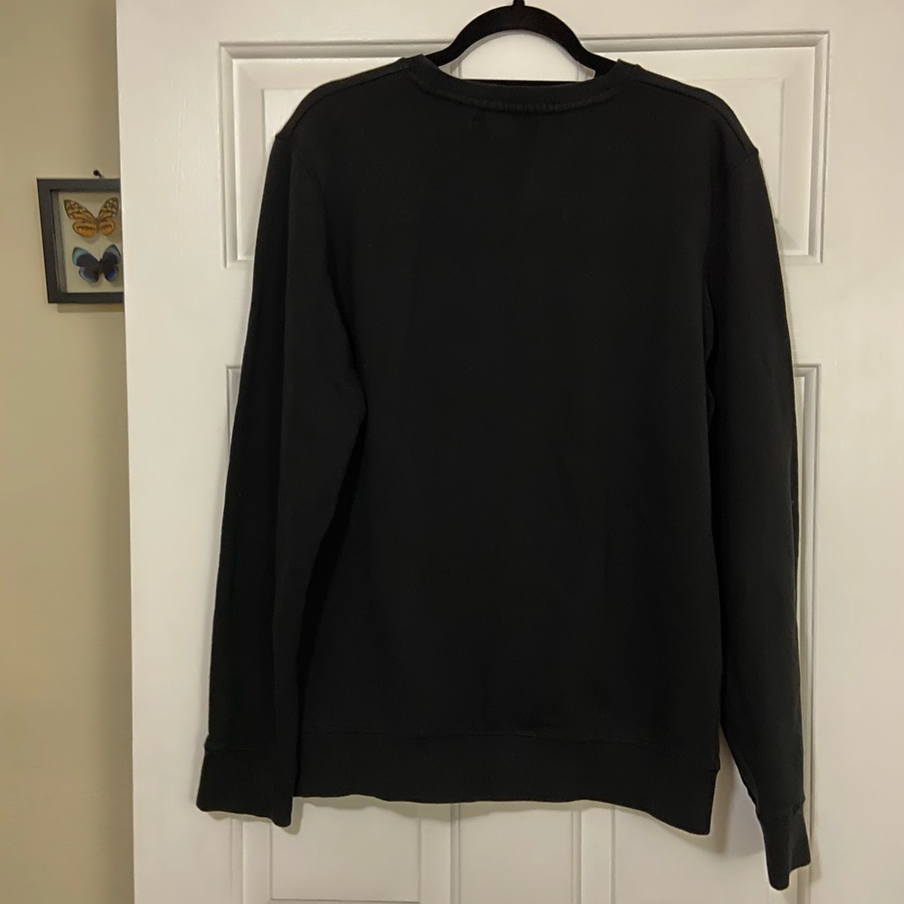 NWOT graphic top - Picture 2 of 4